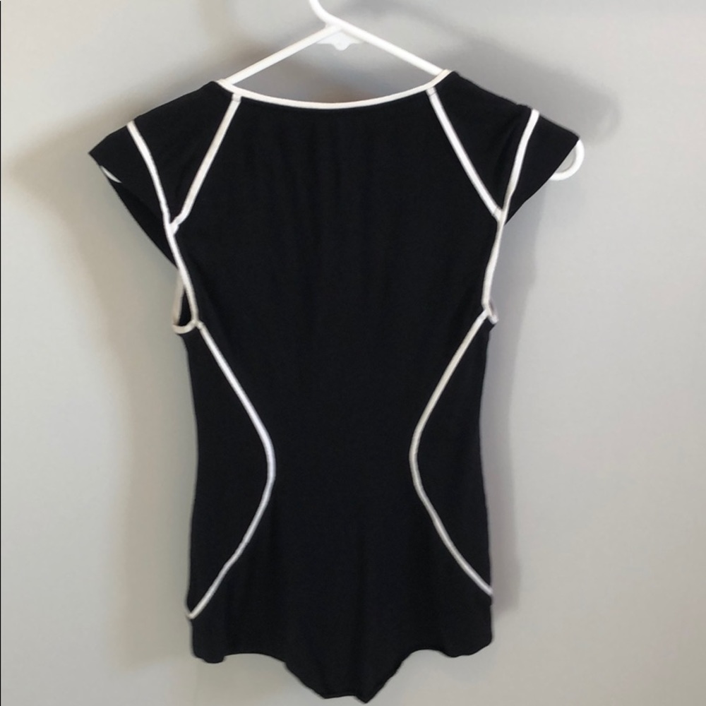 Express XS top! - Picture 3 of 3